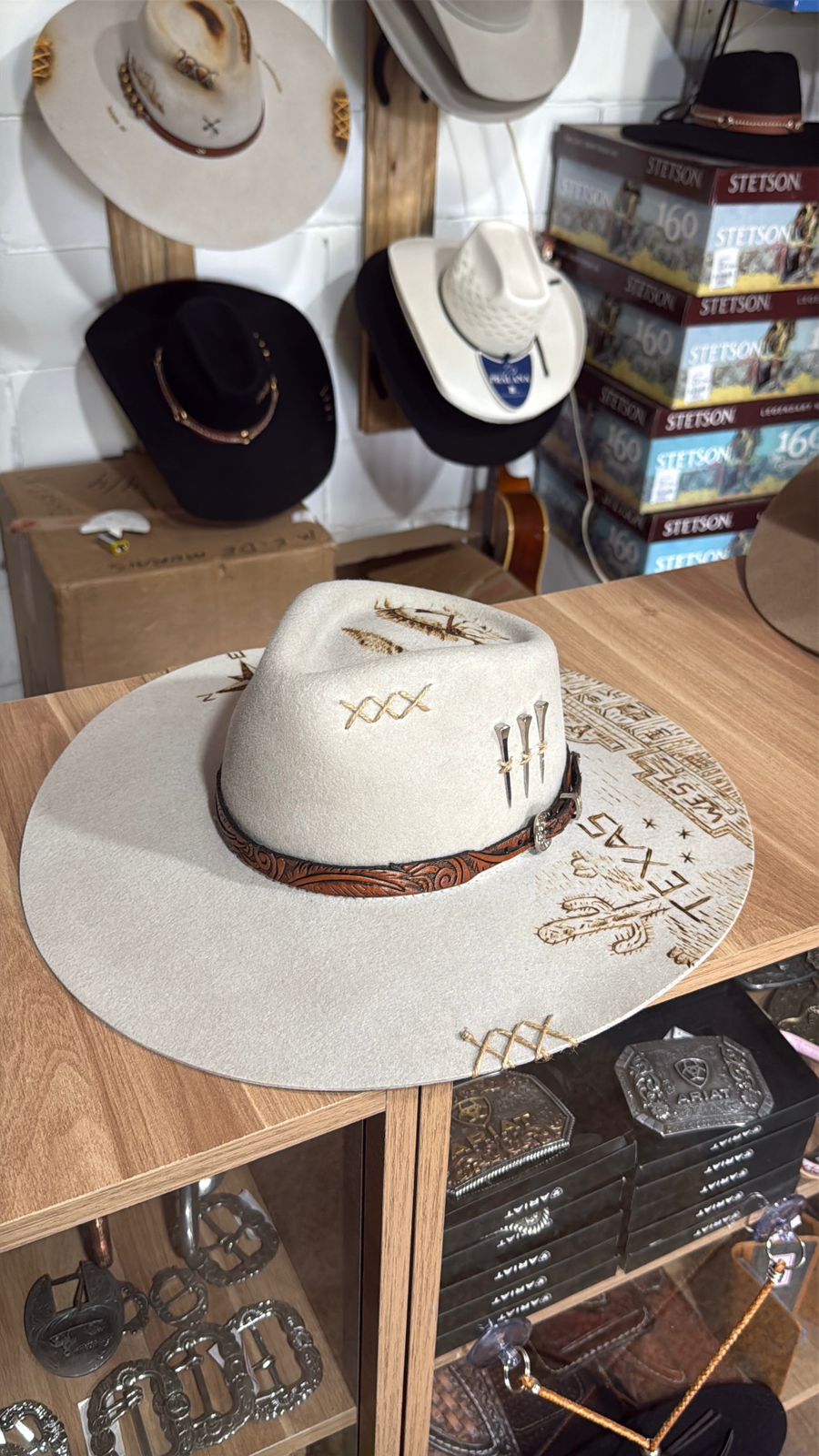 CHAPÉU PERSONALIZADO GELO CASCA DE BALA ABA 10 DESENHADO